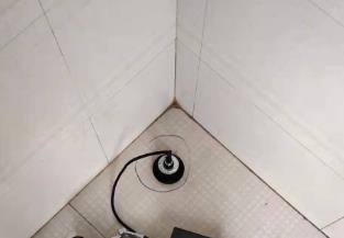 {十堰市}卫生间漏水维修之淋浴房石基地面衔接处注浆推荐个靠谱的商家，推荐诚匠小爱修缮